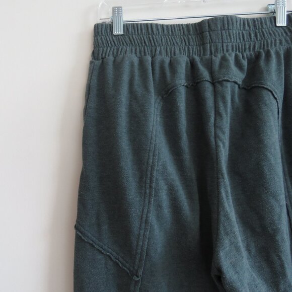 FREE PEOPLE MOVEMENT City Stride Pants Joggers in Pine Green Lounge Travel Sz S - Picture 11 of 14